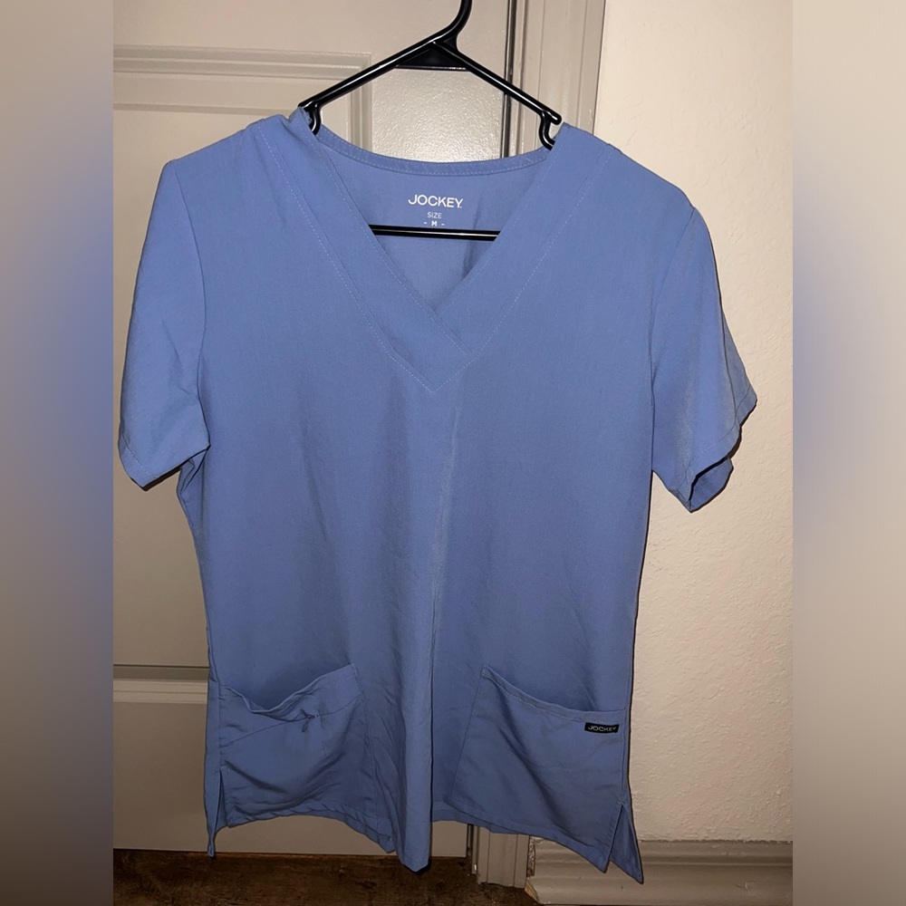 Jockey Scrubs Women's Crossover V-Neck Top Cecil Blue Size Medium. 2206-046